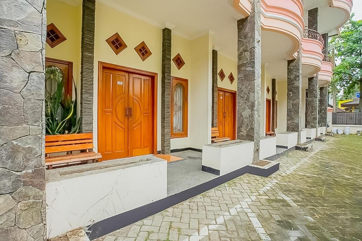 Pandu Prima Guest House Syariah Mitra Reddoorz - Housity