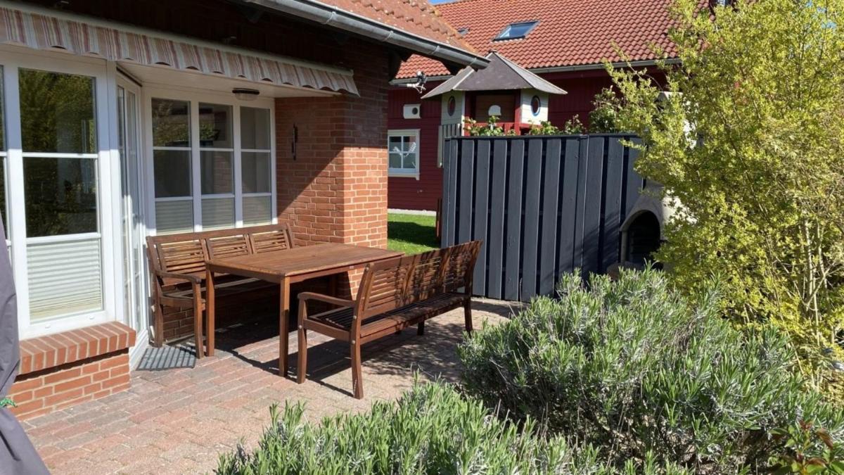 Ferienhaus Kleiner Leuchturm - Backbord Ferienwohnung Fehmarn Ostsee - Housity