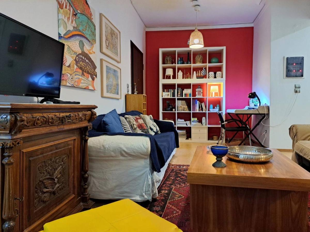 GRAND BLUE SUITE DI GIORGIO 10min from Piraeus port - Housity