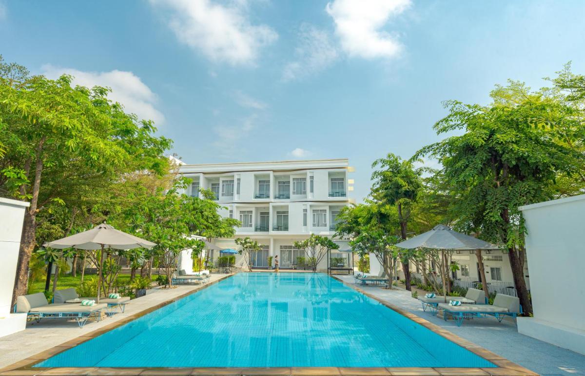 Elysium Suite - Housity