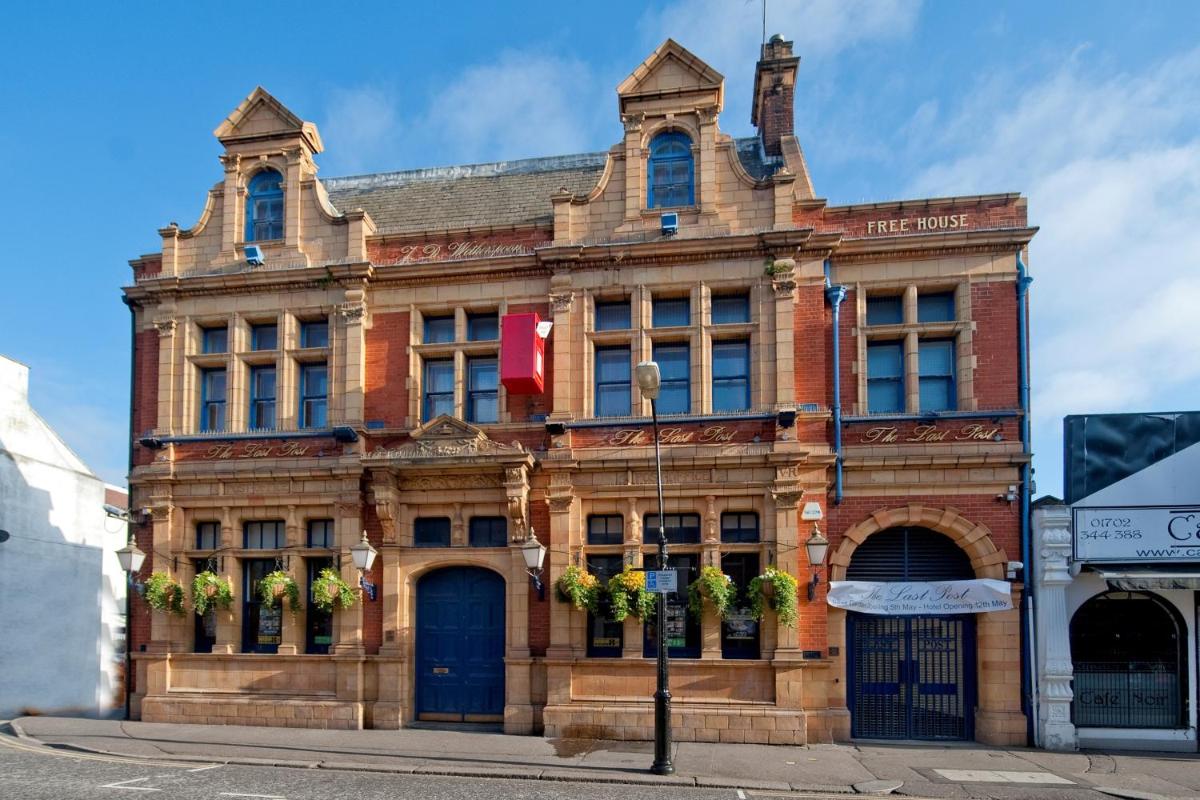 The Last Post Wetherspoon Hotel - Housity