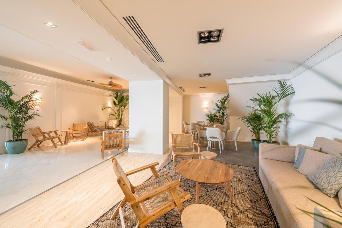 Uma área de estar em Sesimbra Oceanfront Hotel - Preferred Hotels and Resorts