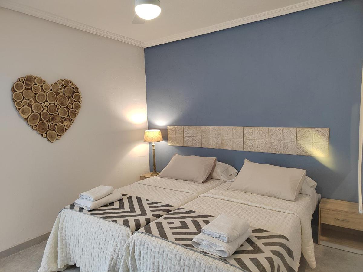 Apartamento Santa Pola Primera linea de playa - Housity