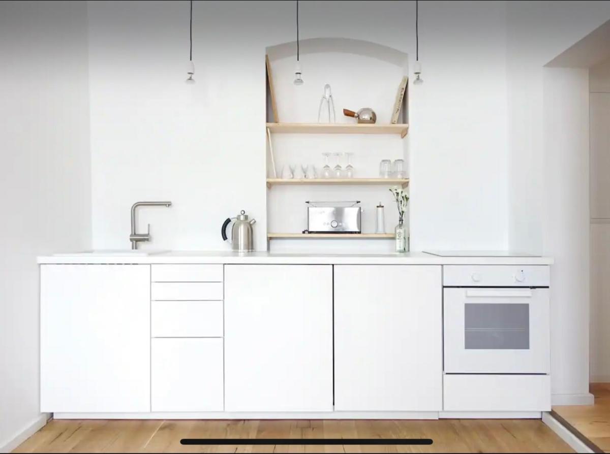 Spacious Apartment in Kreuzberg - Housity