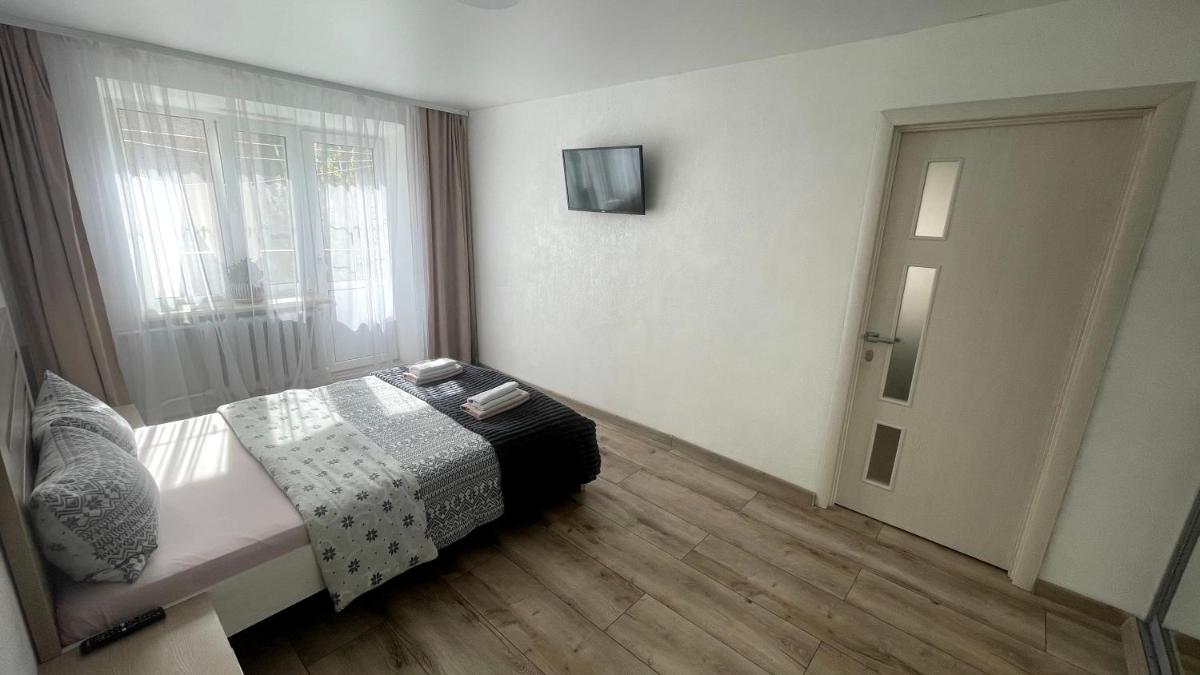 Нова 2х кімнатна в центре - Housity