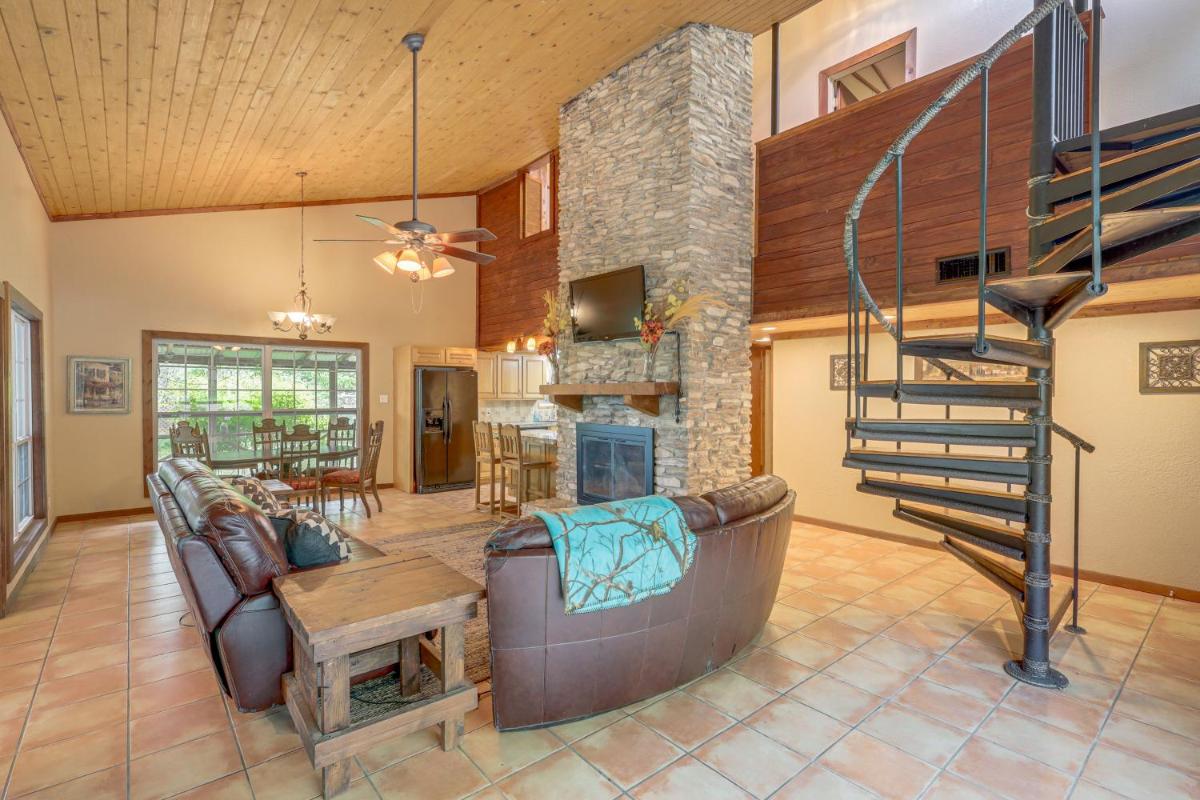 Belton Lake Getaway about 2 Mi to Marina! - Housity