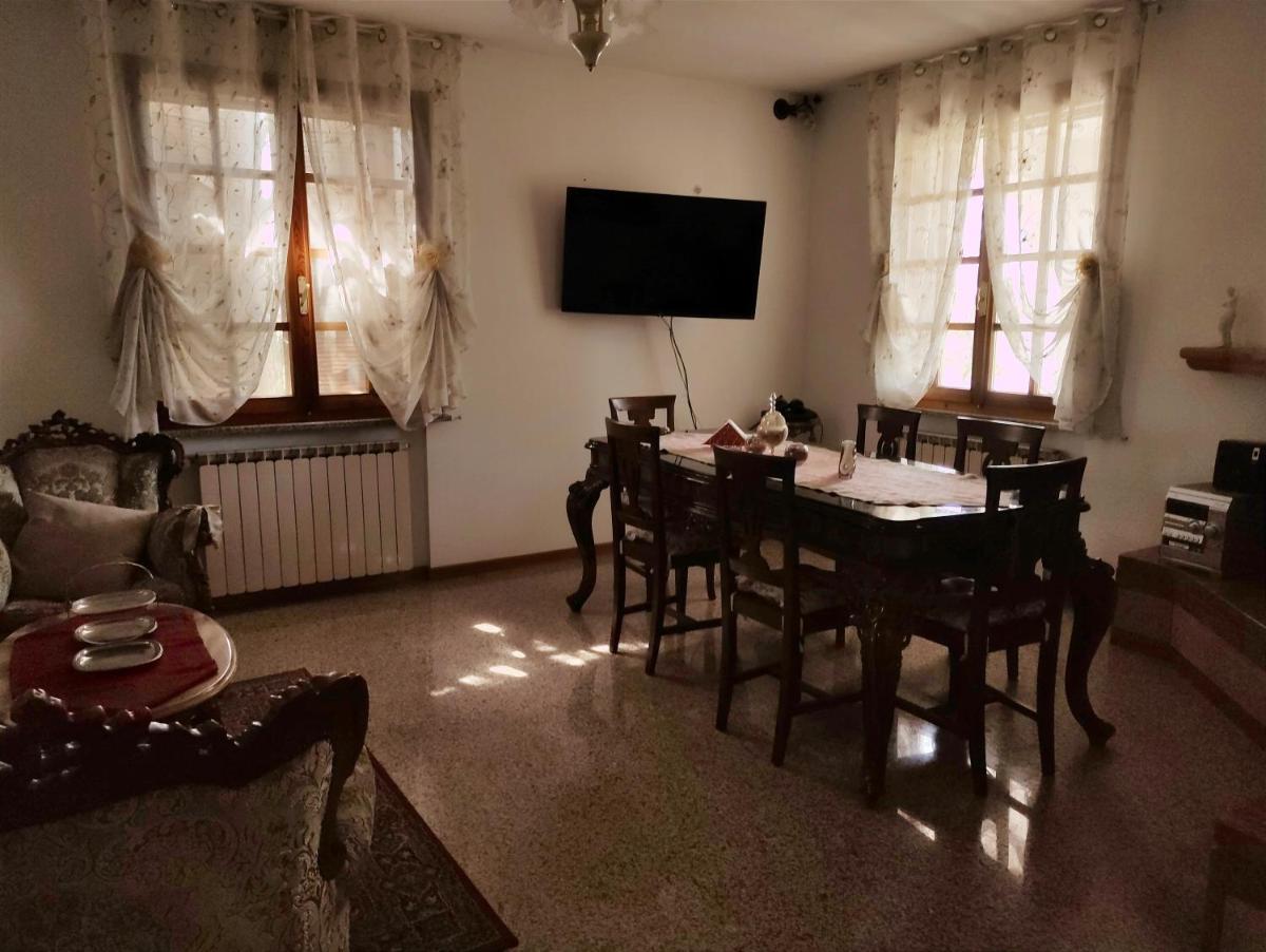 Villa Berra - Via Postale 63/A - Housity