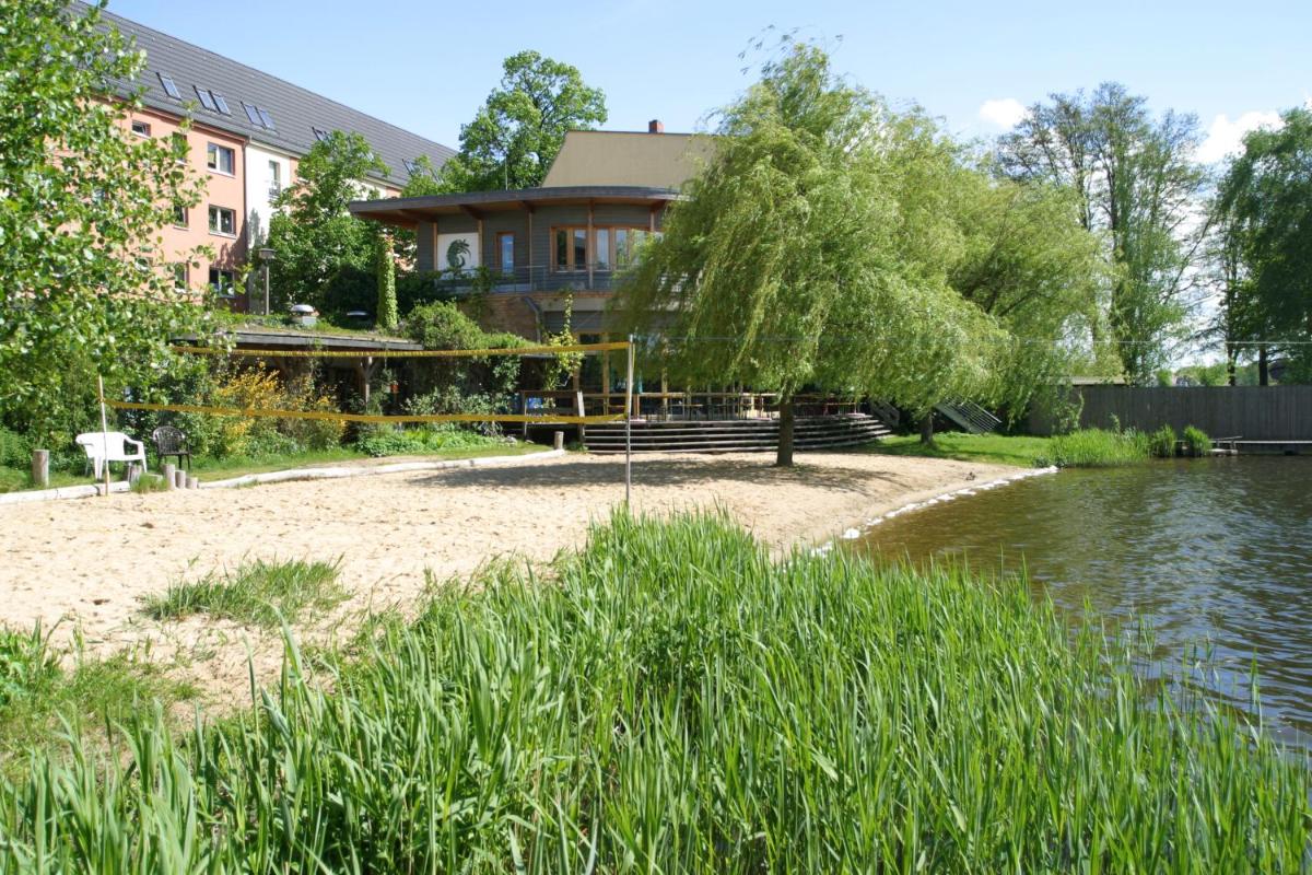 Seminar- und Gästehaus Flussbad Gartenstrasse - Housity