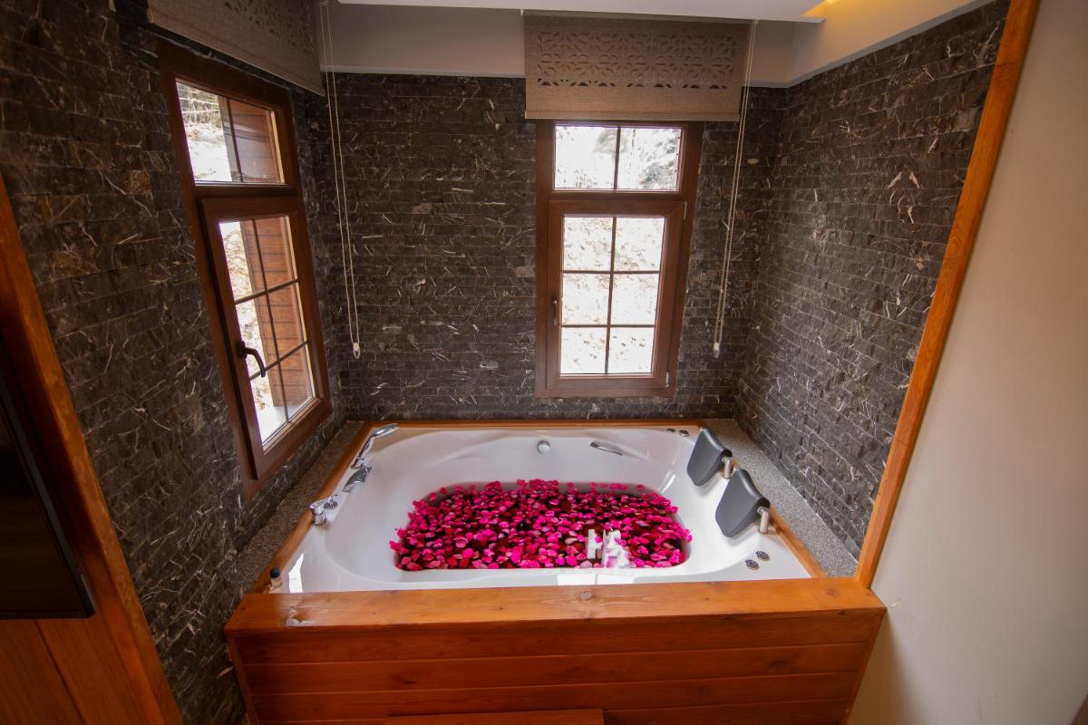 Kervansaray Deluxe Hotel - Housity