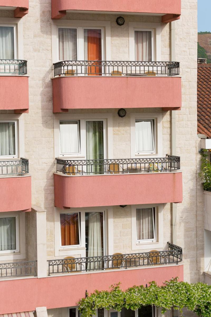 Apartments Ivona - Housity