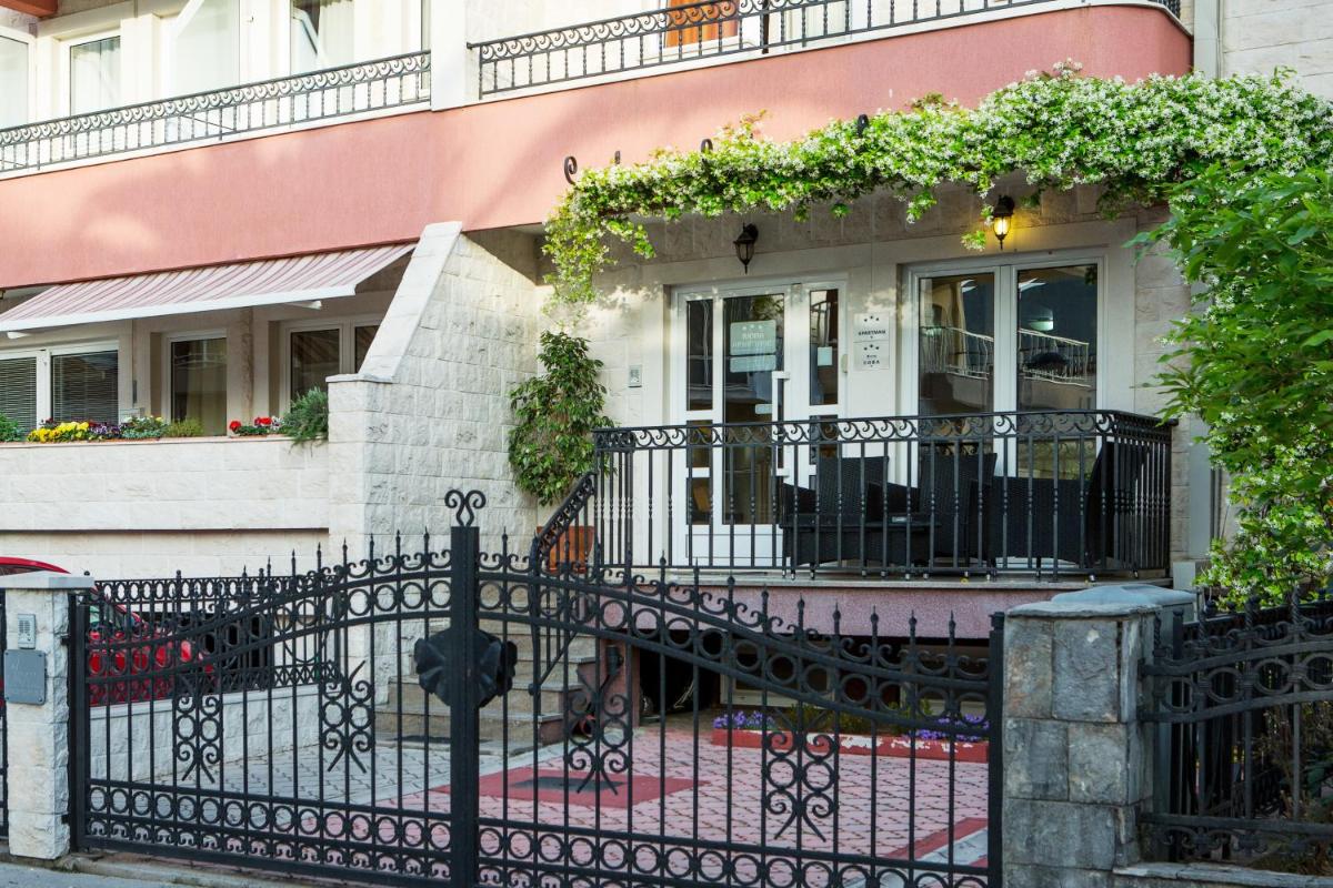 Apartments Ivona - Housity