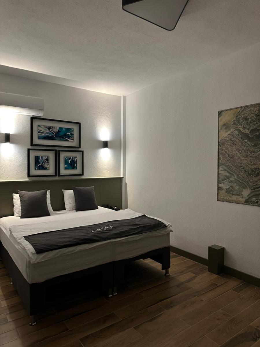 Agios Hotel - Housity