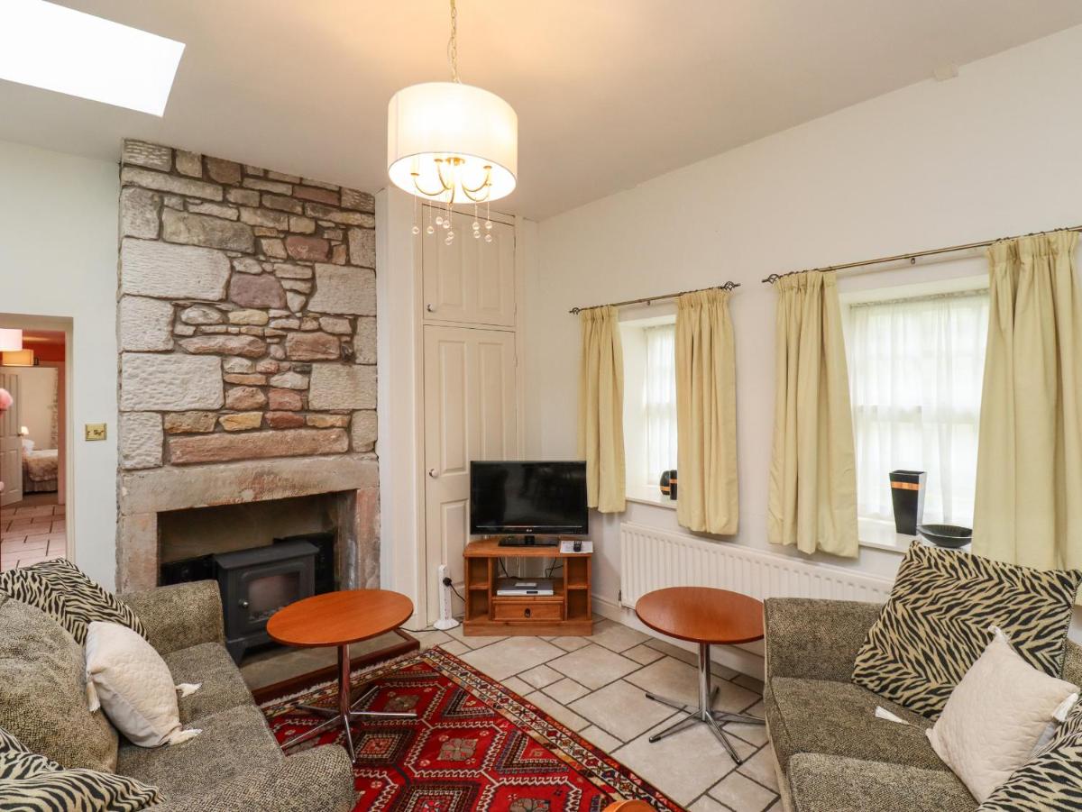 Glebe Cottage - Housity