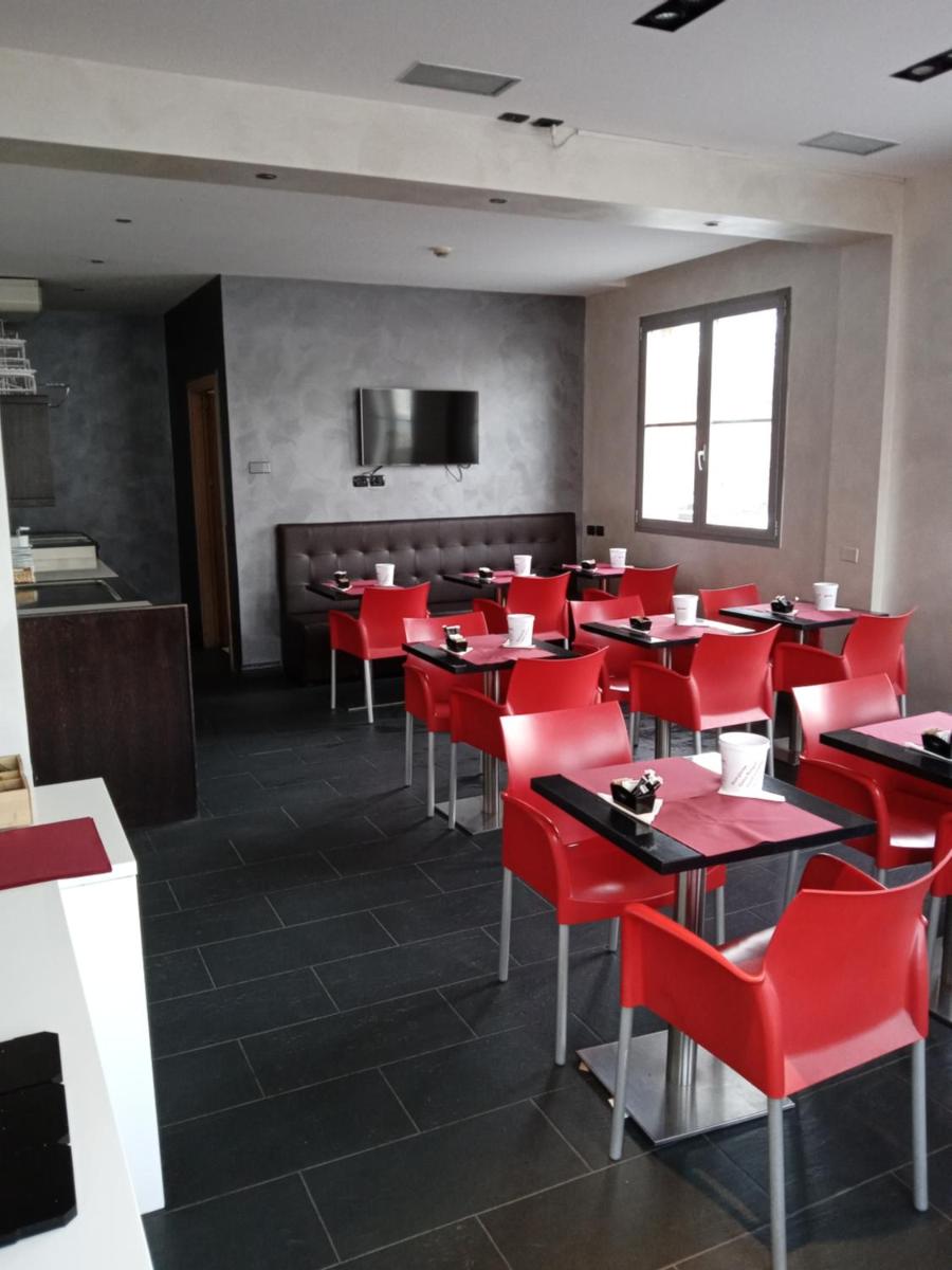 ALBA HOTEL - Housity