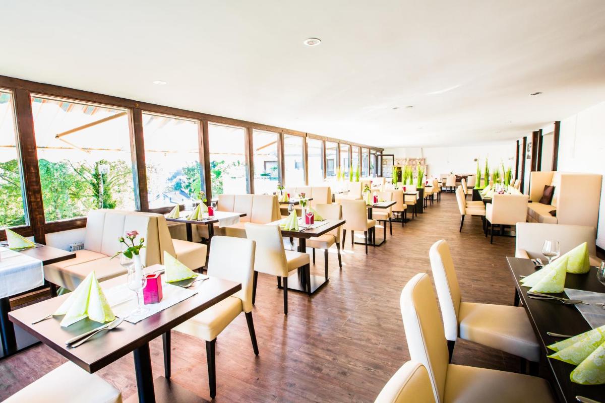 Landhotel Fernblick - Housity