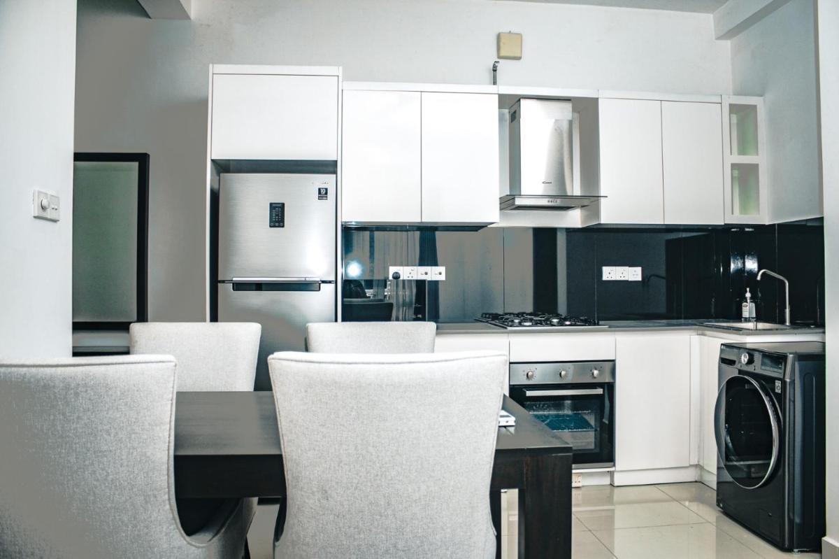 Premier Stayz by Gentz Colombo 08 - Housity