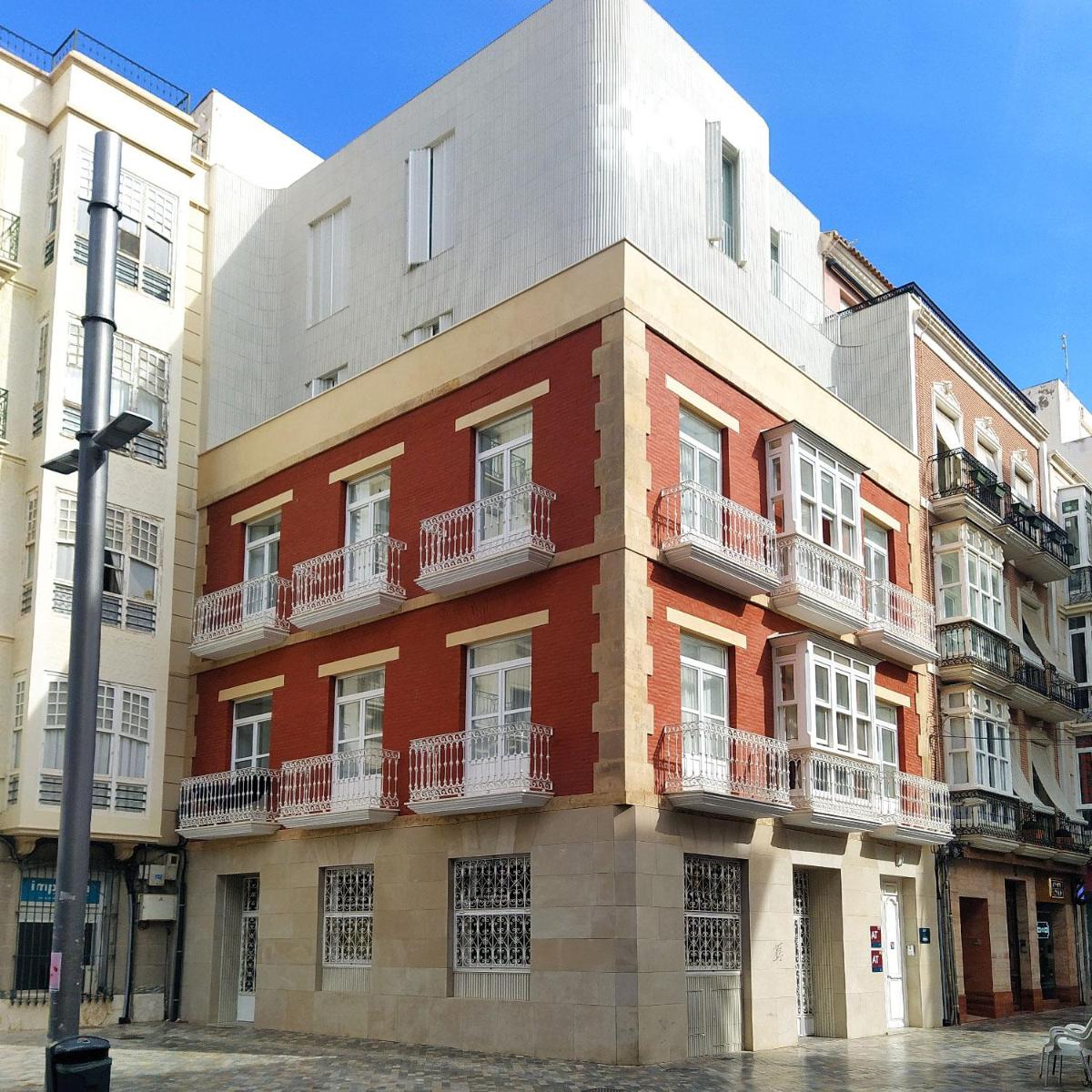 Apartamentos Turísticos Plaza del Rey by CartagenaSpain - Housity