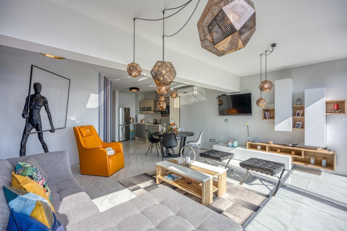 Luxury Apartment with Whirlpool - Housity