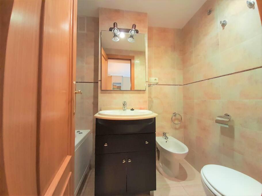 AyF CÉNTRICO y A 200 METROS DEL MAR - Housity