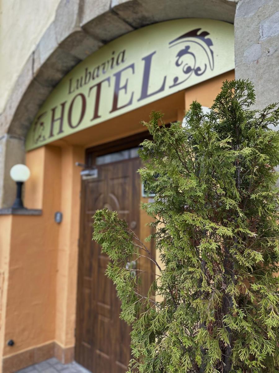 Hotel Lubavia - Housity