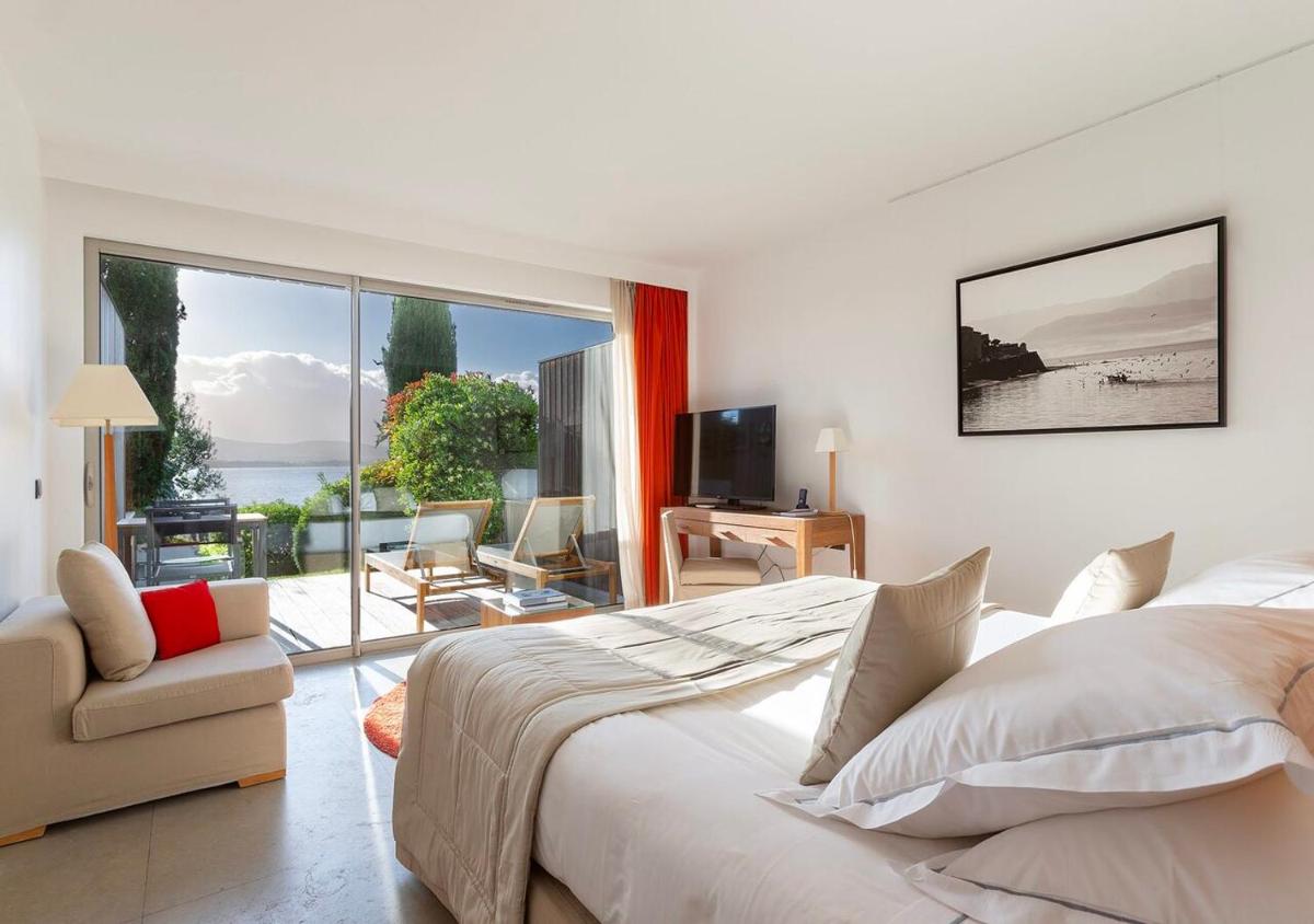 Coin salon dans l'établissement Casadelmar