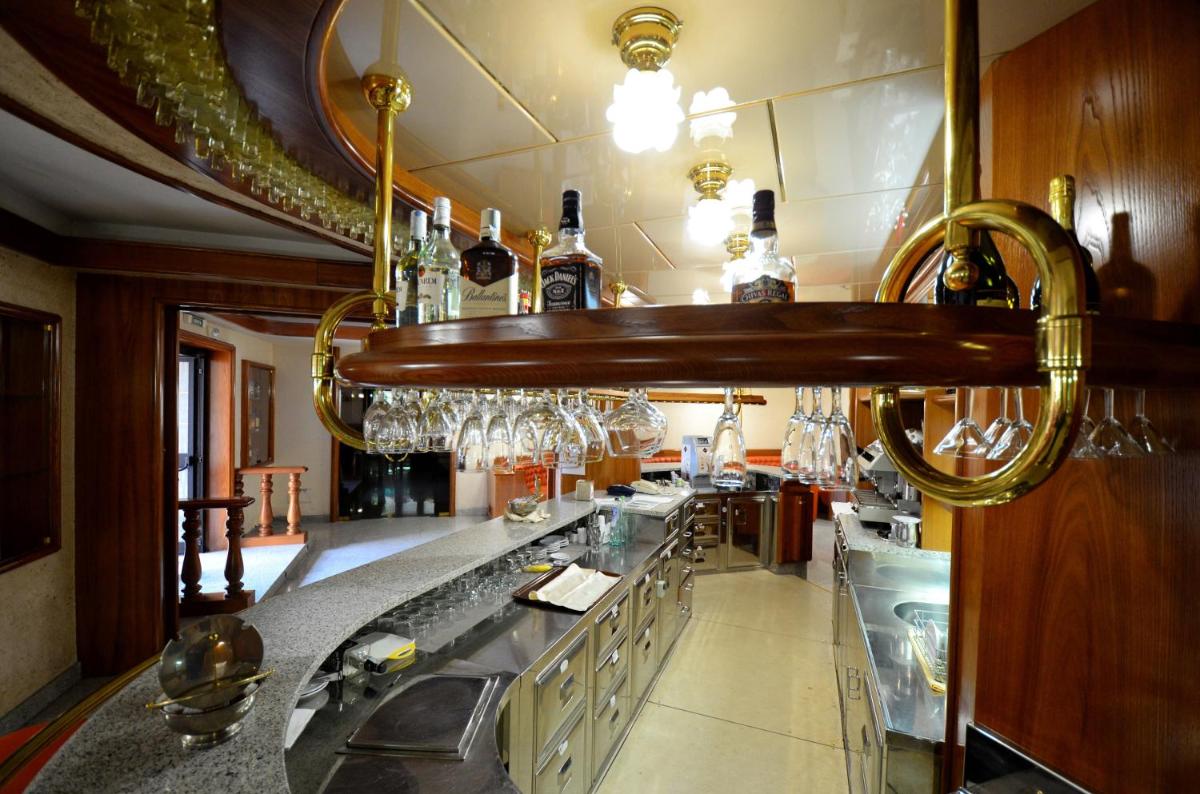 Grand Hotel delle Rocche - Housity
