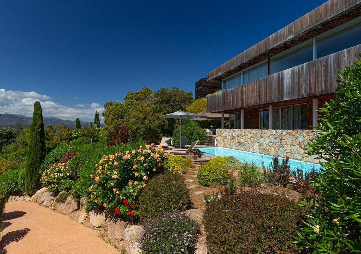 Piscine de l'établissement Casadelmar ou située à proximité