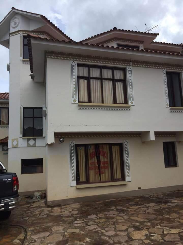 HoSTAL SANTA BARBARA - Housity