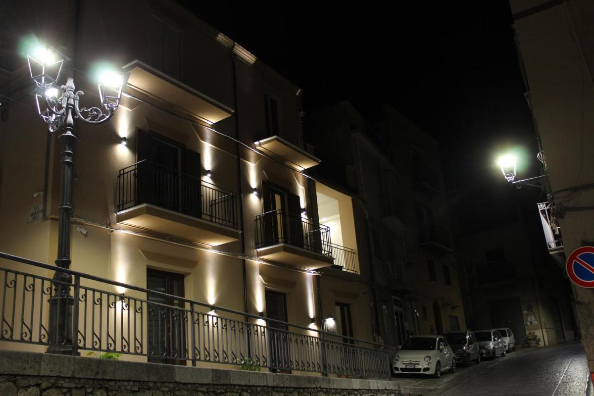 Trinacria Caccamo - Luxury Rooms - Housity