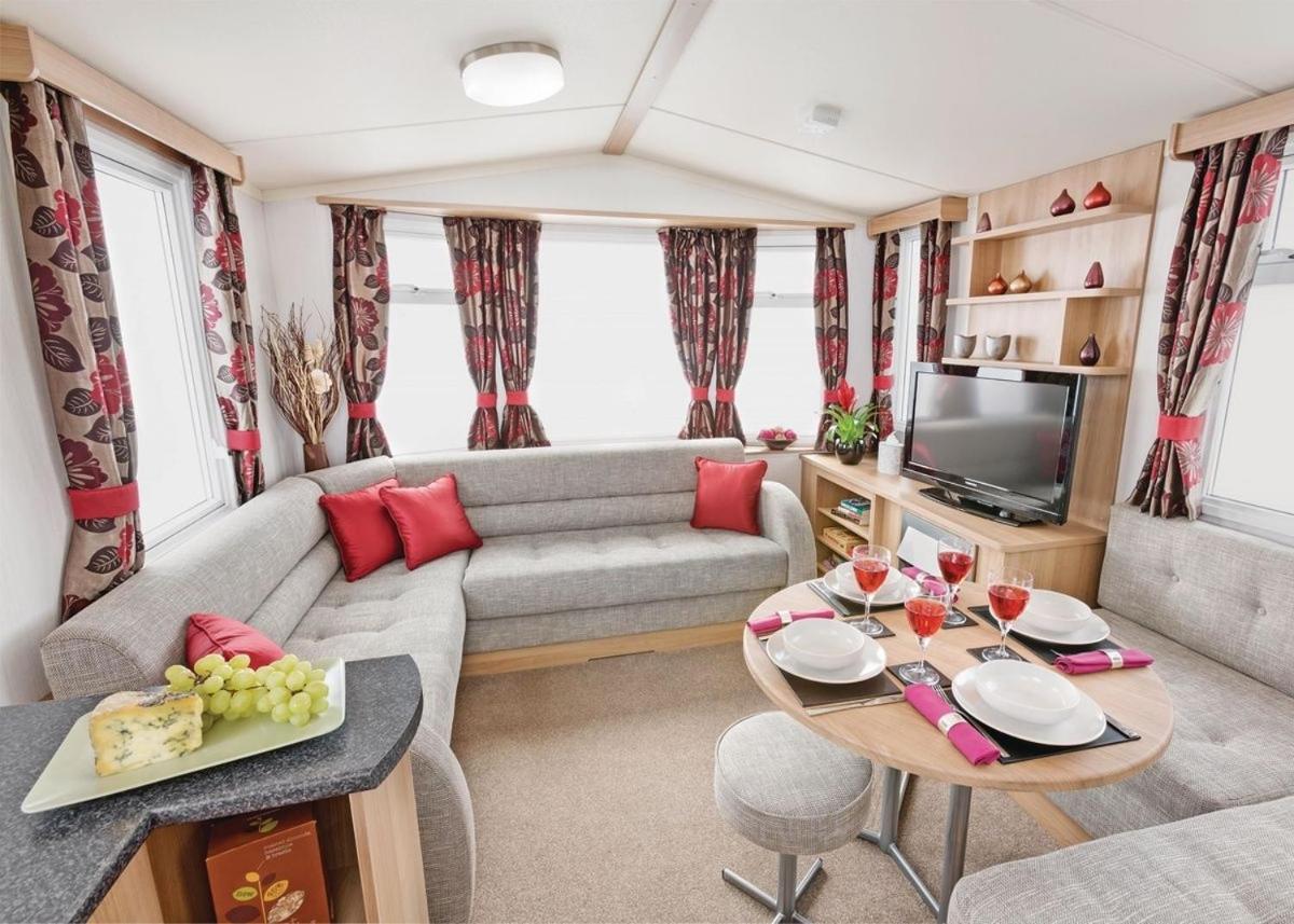 Beachside Holiday Park - Housity