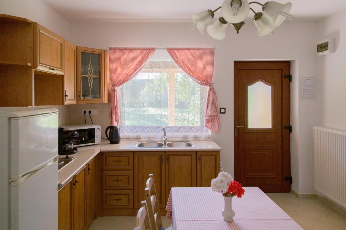 Suitetrails - Almafás Apartmanház Őrség