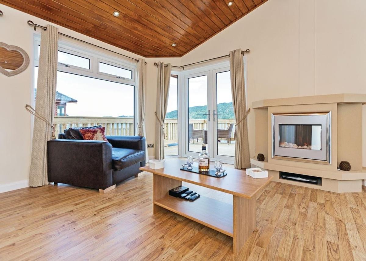 Loch Ness Highland Lodges - Housity