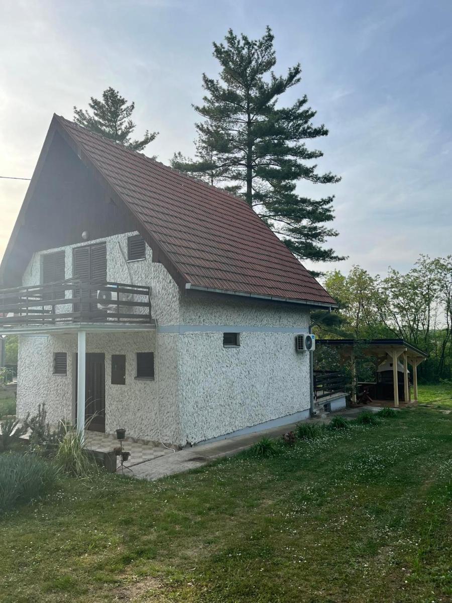 Vikend-kuca Vevericji Kraj - Housity