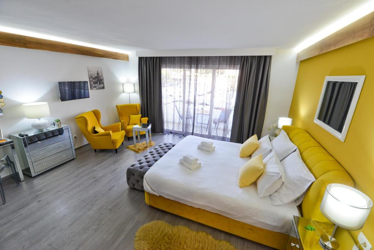 PIAZZA ROOMS Zadar - Housity