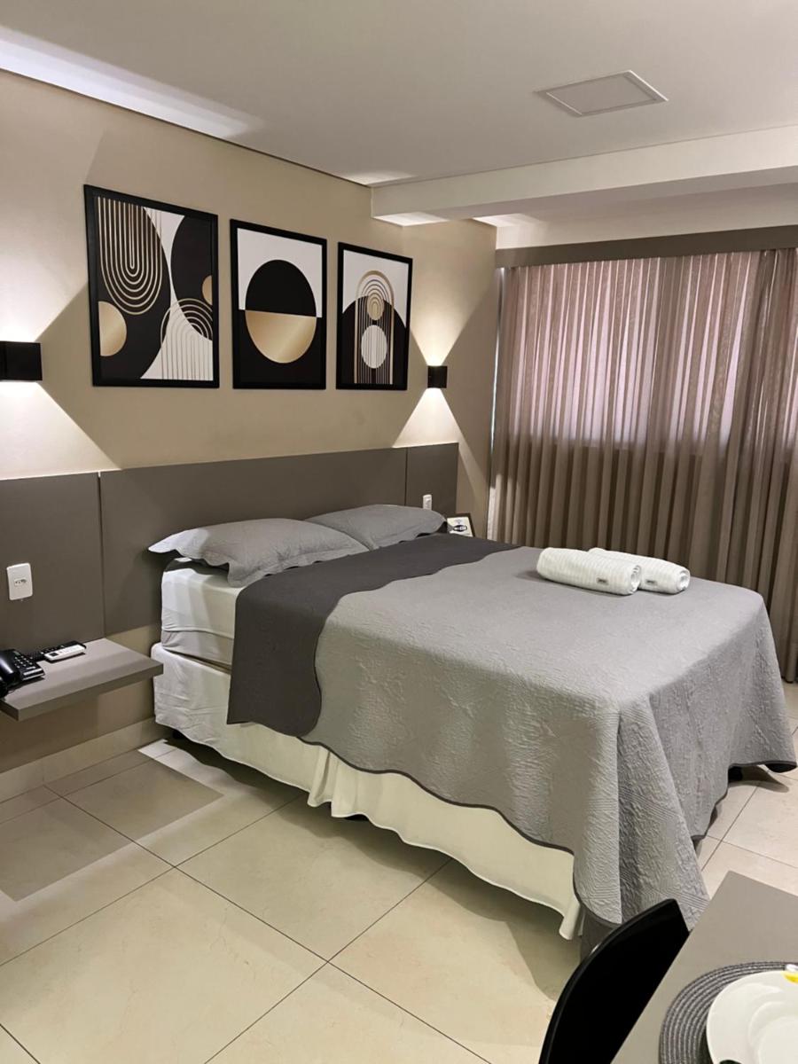 GOLD FLAT MANAÍRA 1705 - Housity