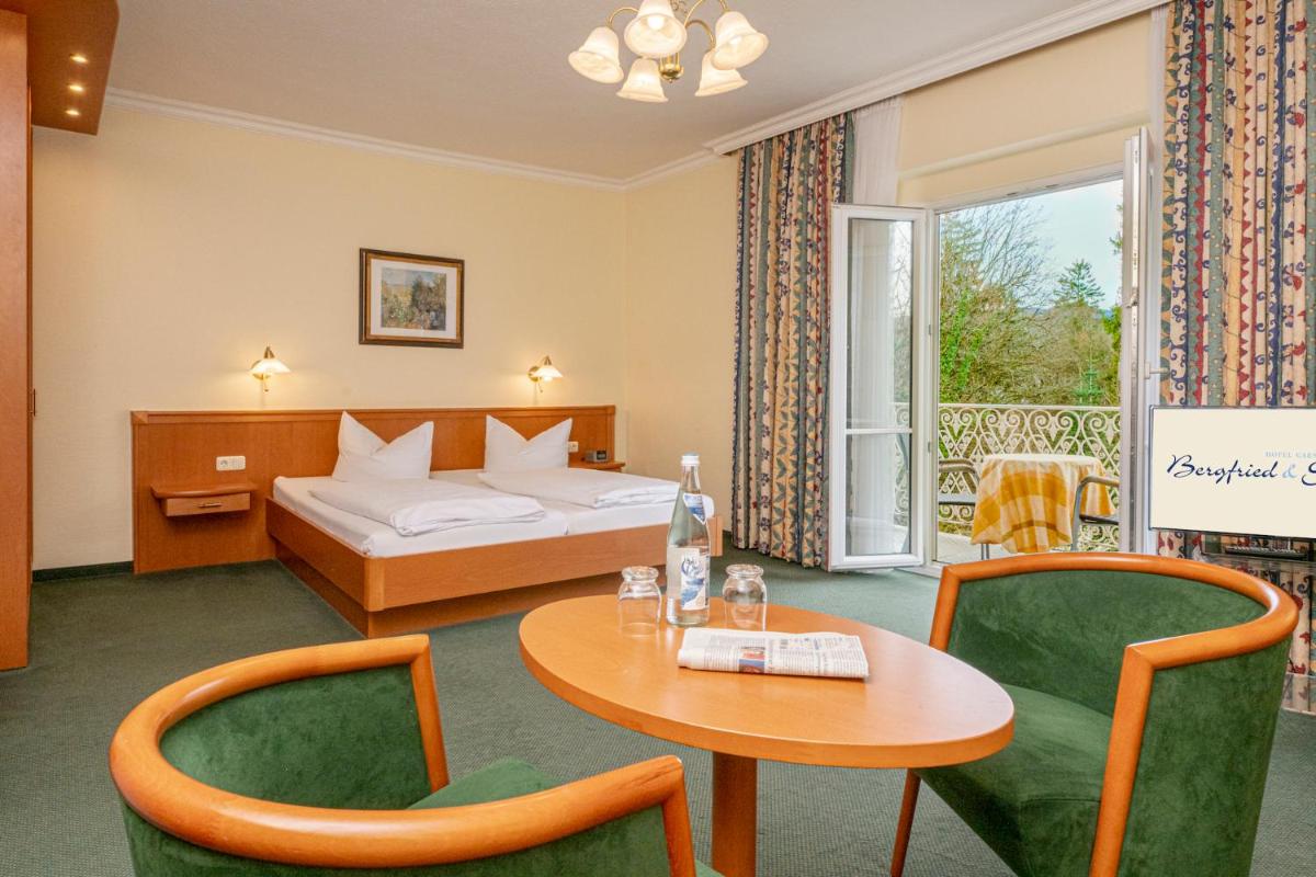 Hotel Bergfried & Schönblick - Housity