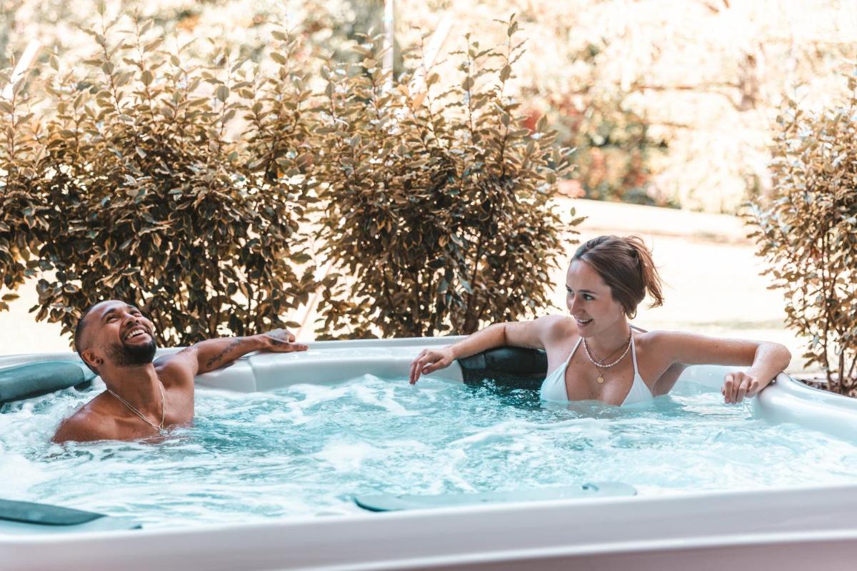 Clients de l'établissement Les Violettes Hotel & Spa