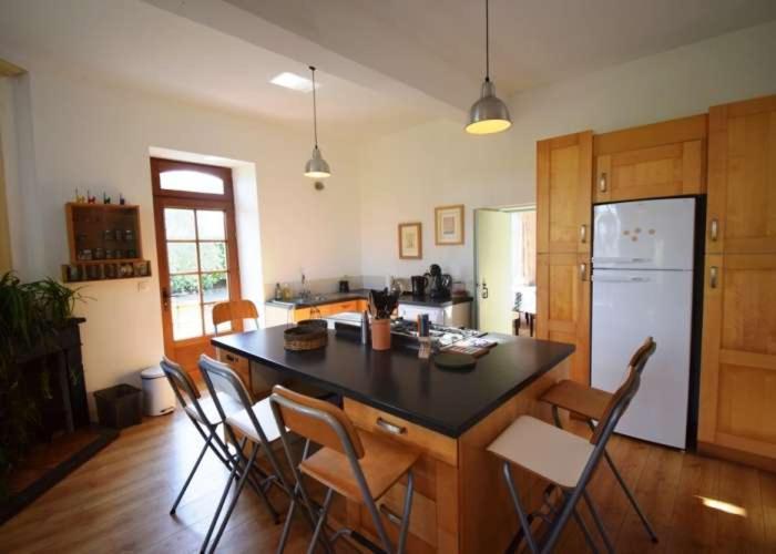 Grand gîte avec piscine Le presbytère de Savignac de Duras - Housity