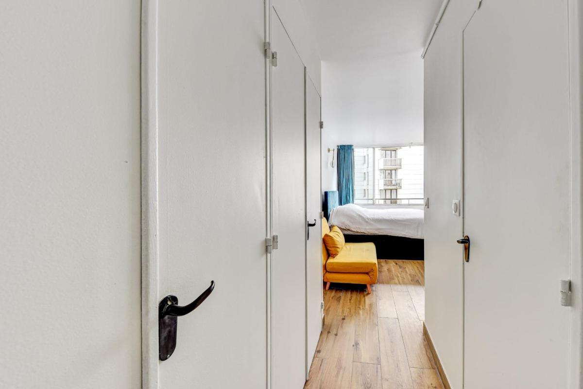 Grand studio avec parking - Porte de Versailles - Housity