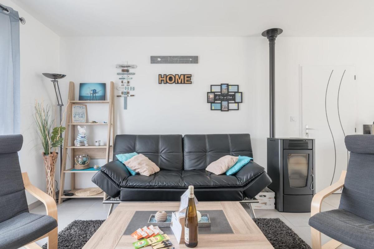 Maison neuve avec terrasse et pergola - Housity