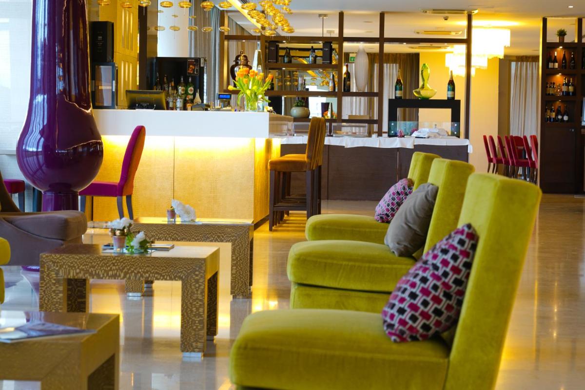 Uappala Hotel Pisa Tower Plaza - Housity