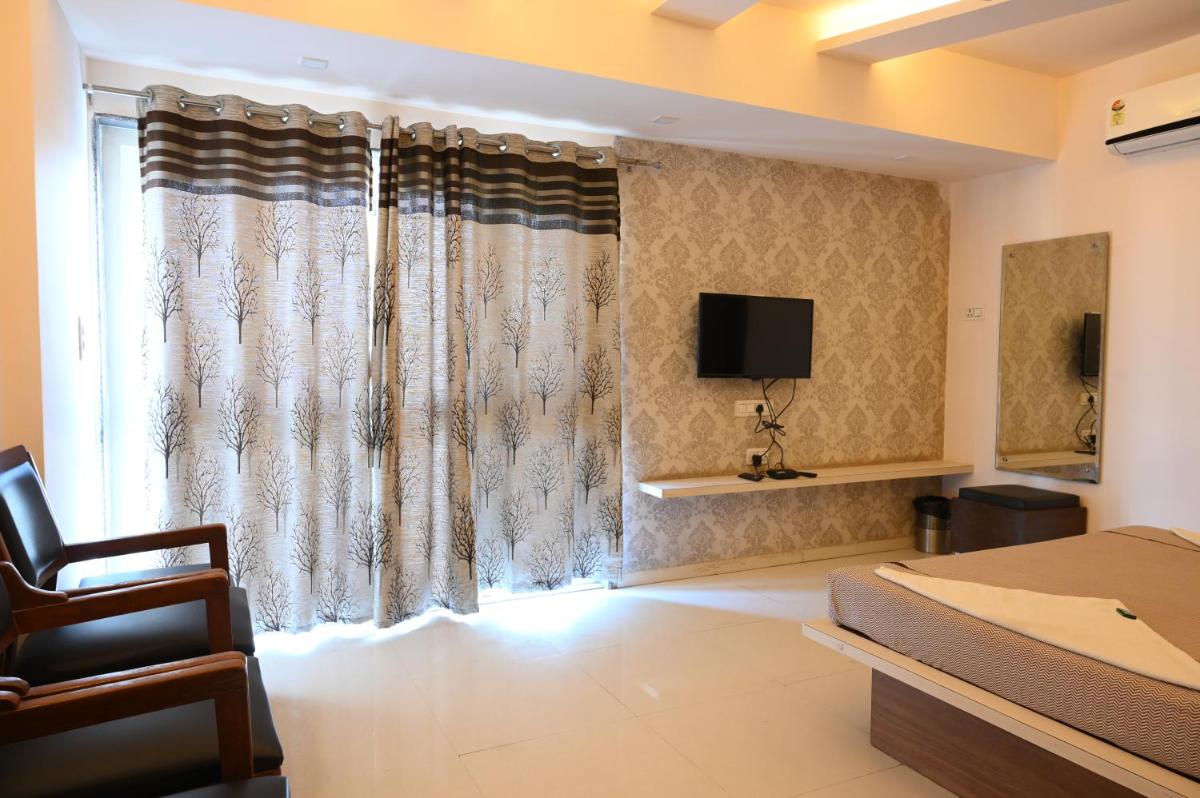 Hotel Ramkrishna Inn - Housity