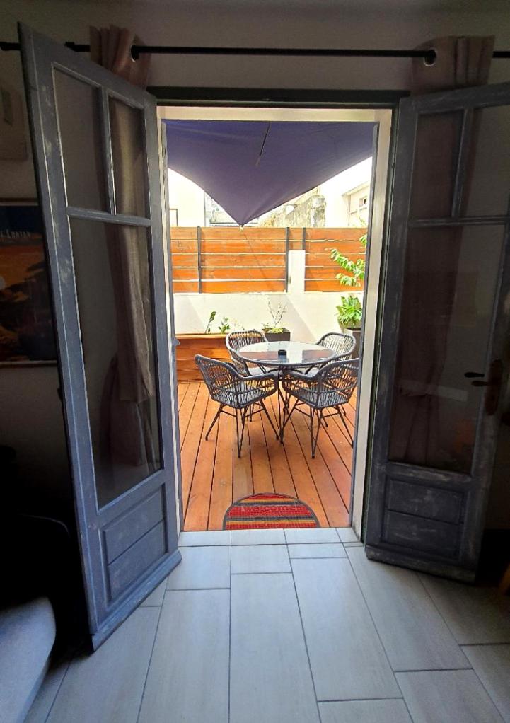 1A - Chambres et Appartements au calme - Centre St Denis - Barachois - Housity