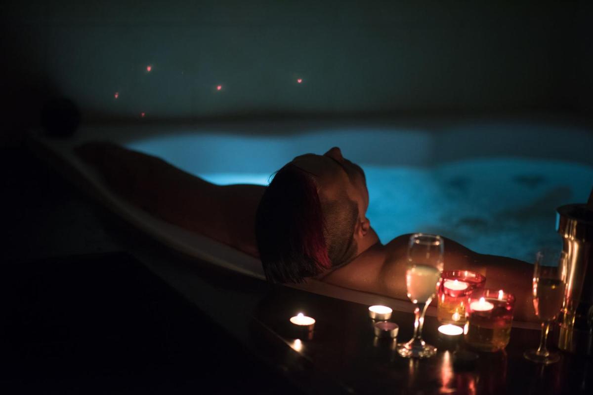 Grey Secret Champagne Apartament Spa - Housity
