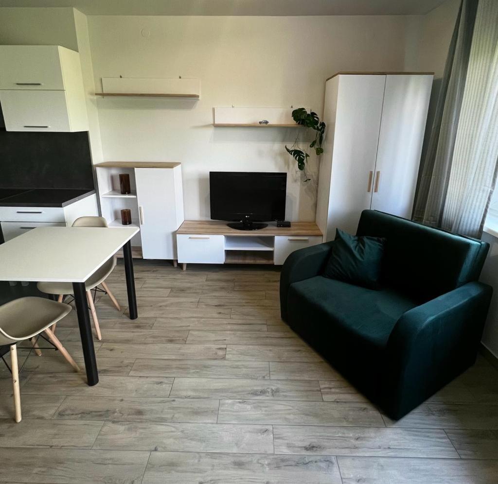 Delta Apart-House - Housity