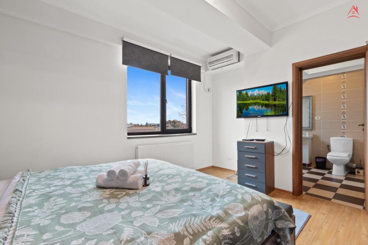 Baneasa Lake Large and Cozy Apartment - Housity