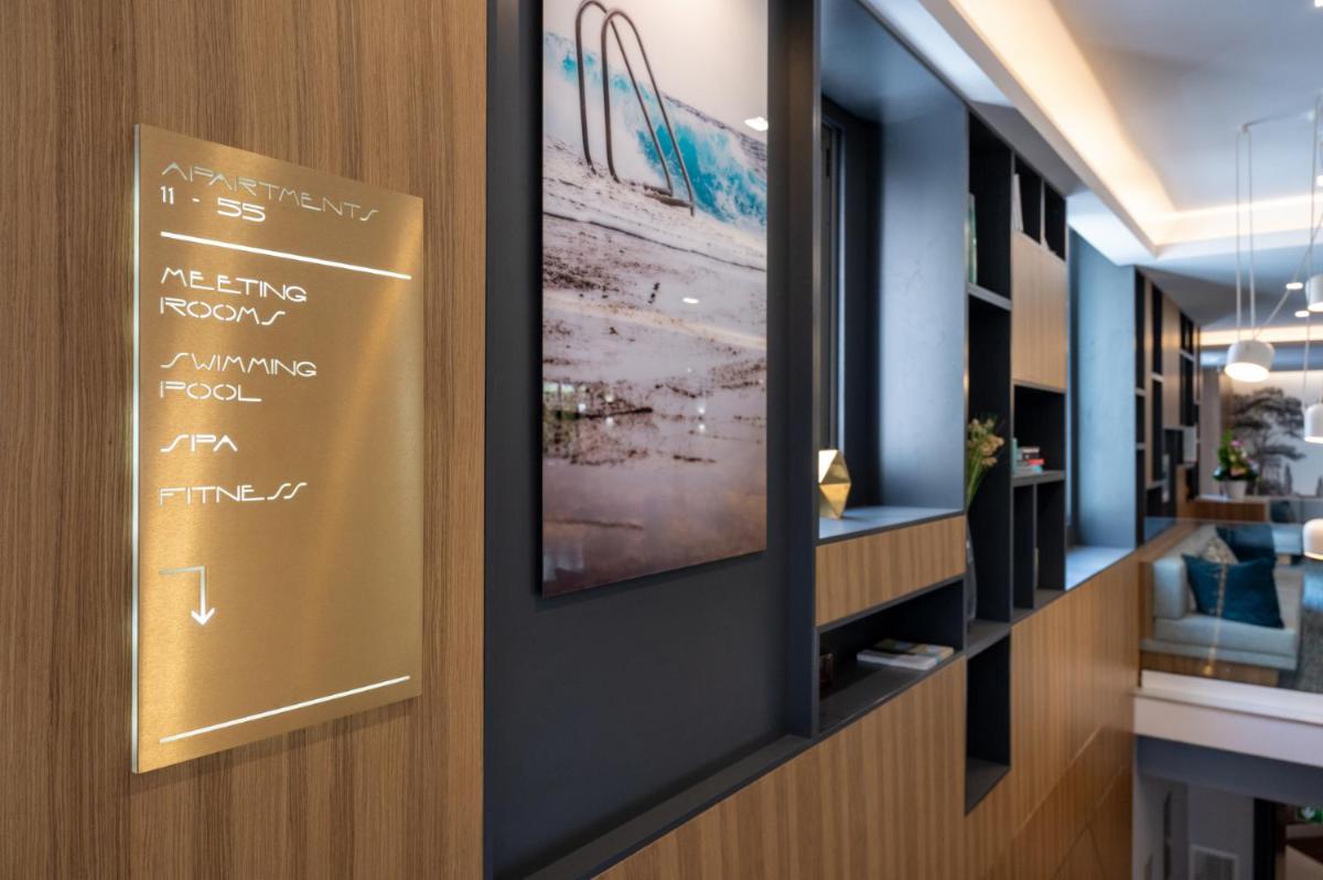 Hall ou réception de l'établissement Nemea Appart Hotel Cannes Palais