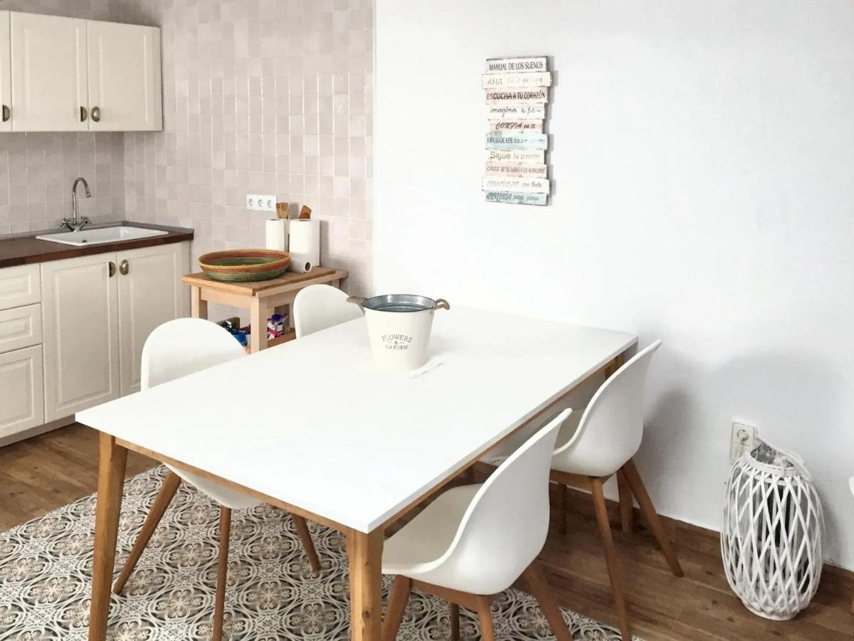 Charming House + Chiclana de la Frontera + Garden - Housity
