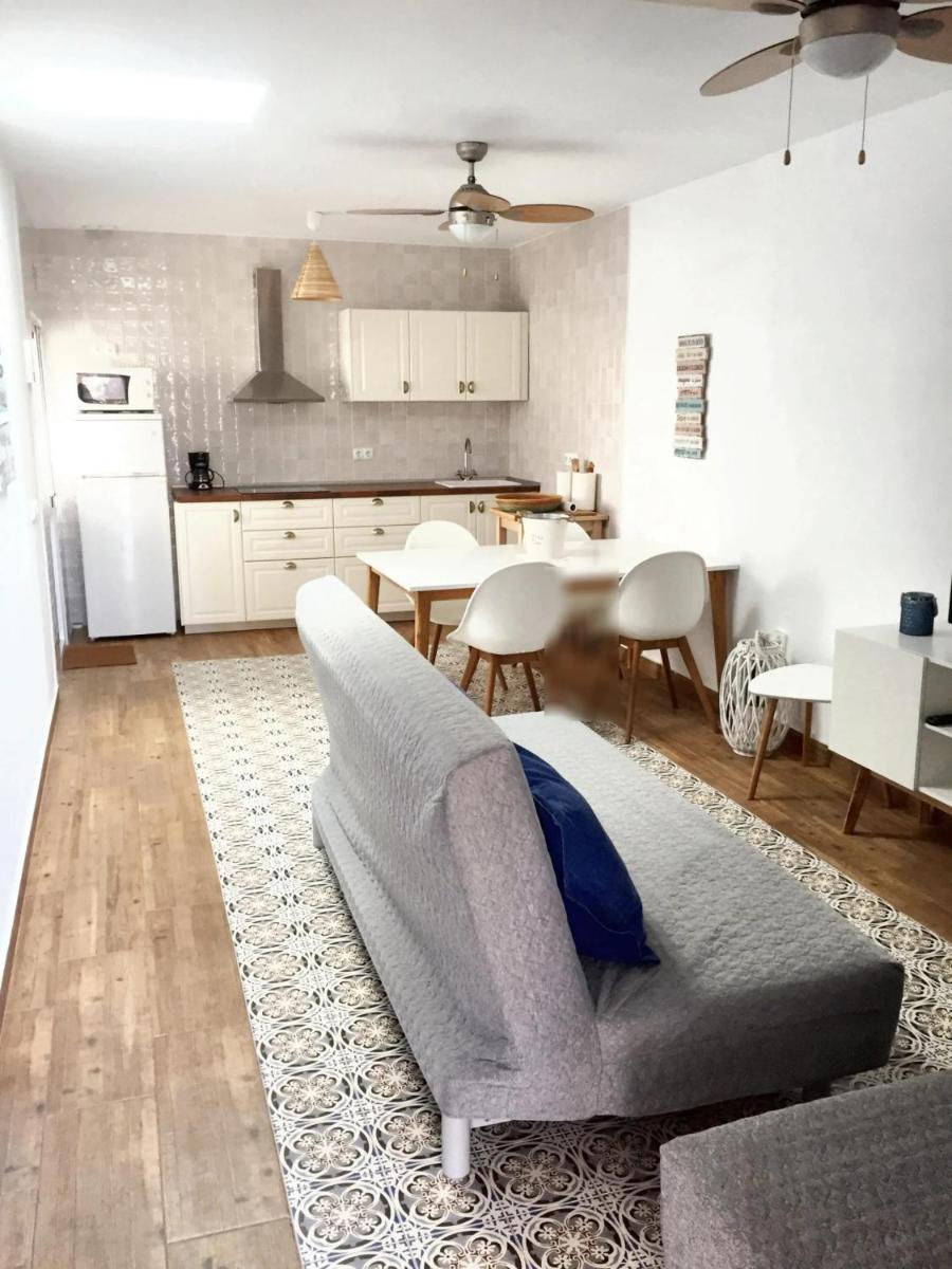 Charming House + Chiclana de la Frontera + Garden - Housity