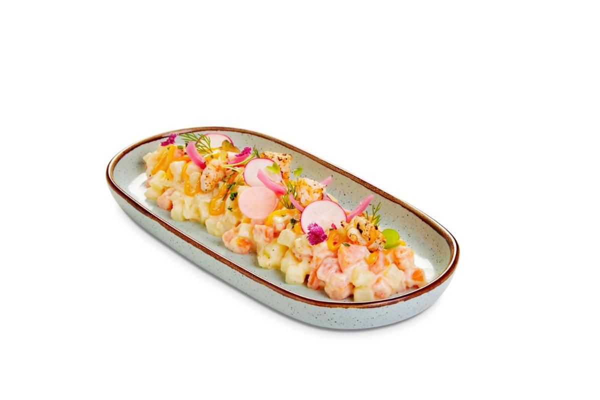 Comida en o cerca de este hotel